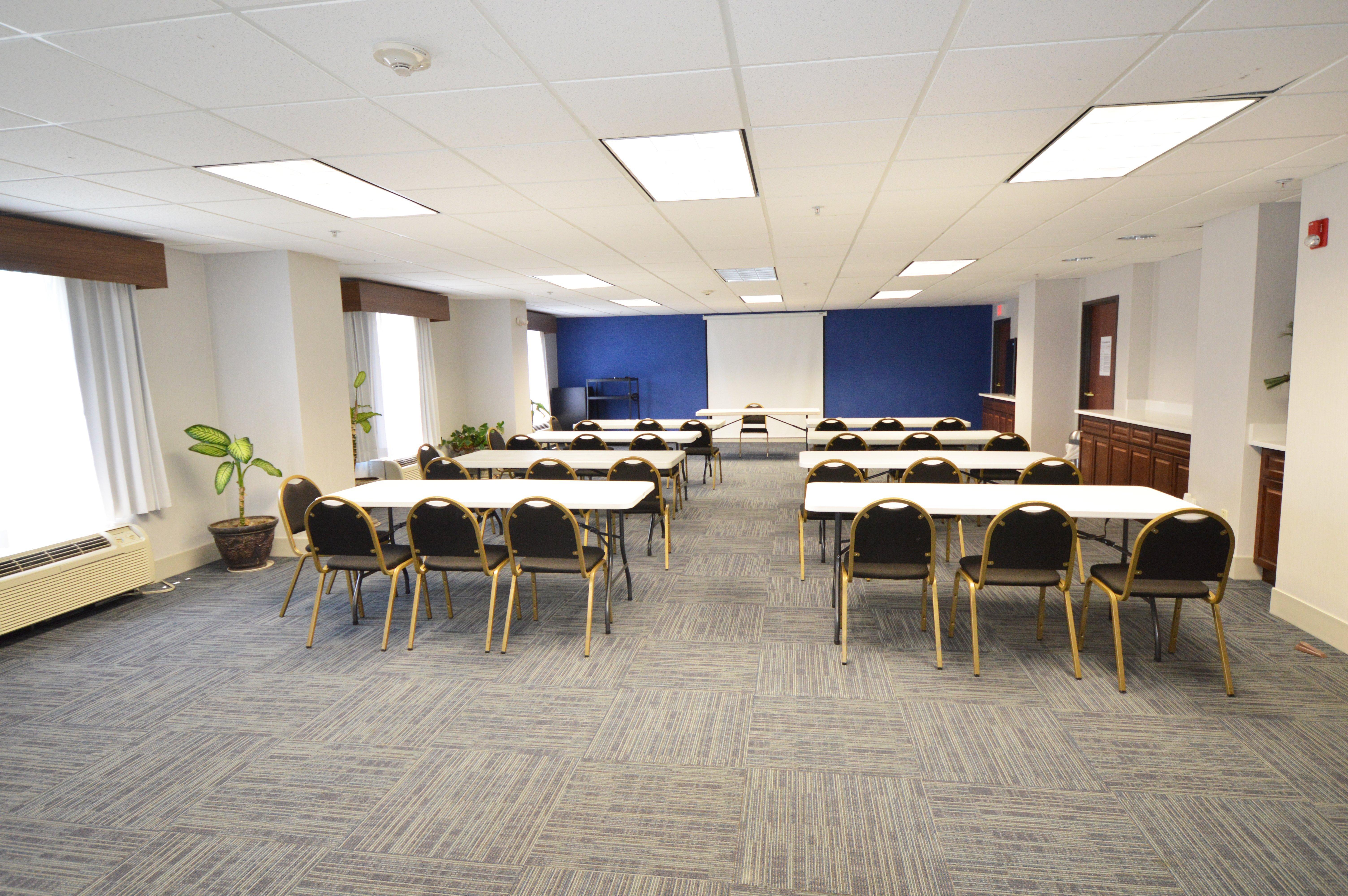 Holiday Inn Express Toledo-Oregon By Ihg Exterior photo