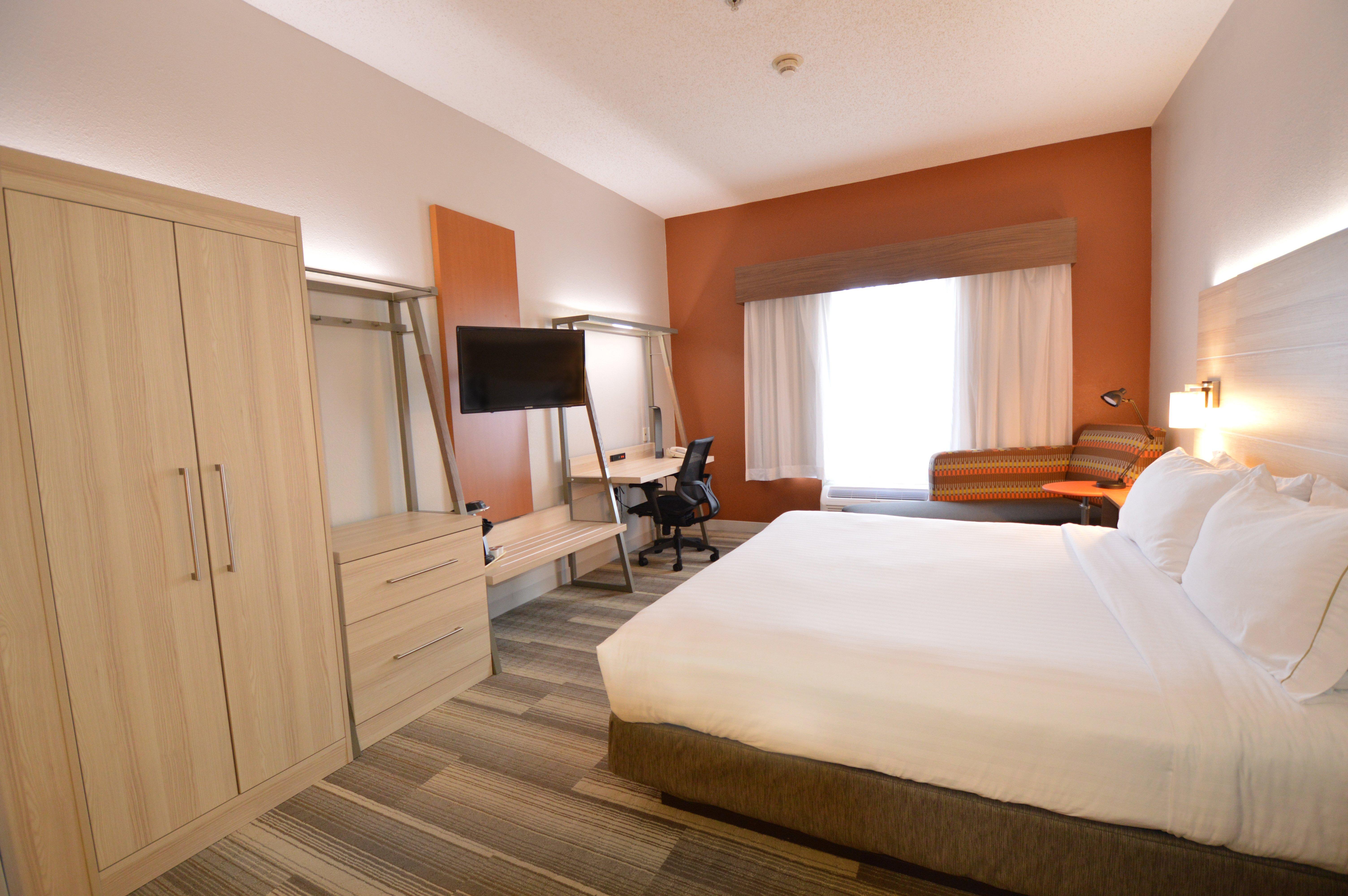 Holiday Inn Express Toledo-Oregon By Ihg Exterior photo